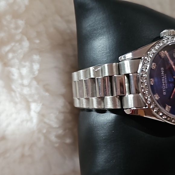 STUHRLING WOMAN'S LUXURY 31MM WATCH - Picture 6 of 12